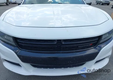 2016 Dodge Charger Sxt z USA, uszkodzony, nr VIN 2C3CDXHG9GH241898